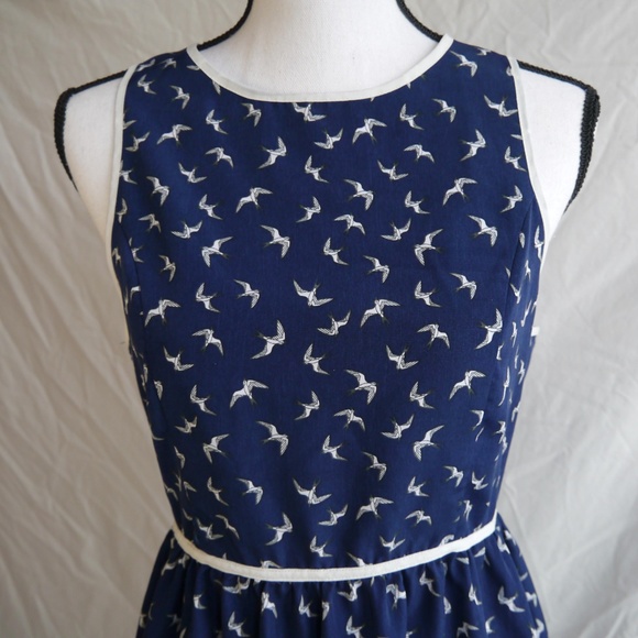 one clothing Dresses & Skirts - Blue Bird Print Racerback Dress Large